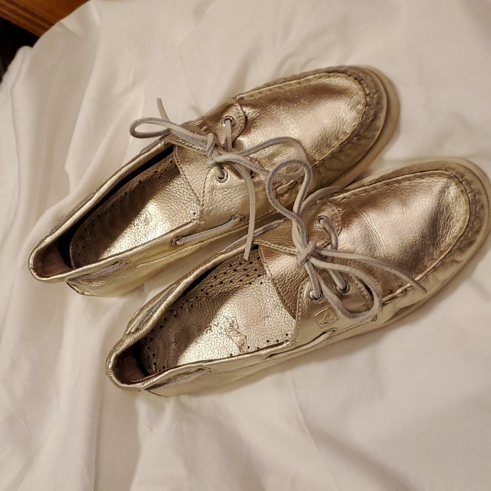 Women's Metalic Silver Sperry Boat Shoes Size 8.5